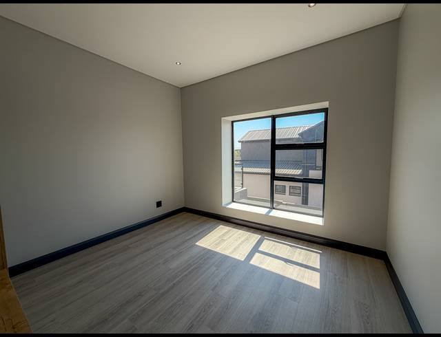 4 BEDROOM HOUSE FOR SALE IN FOUNTAINBROOK ESTATE
